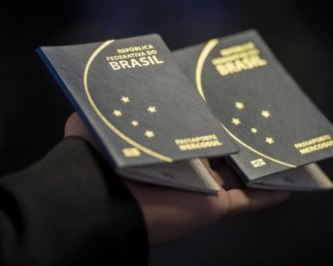 Governo pede crédito para emissão de passaportes