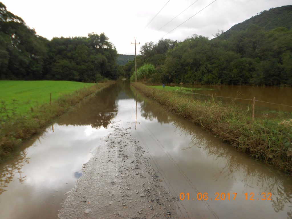 Estradas do Planalto Norte Catarinense sofrem alagamento devido às chuvas