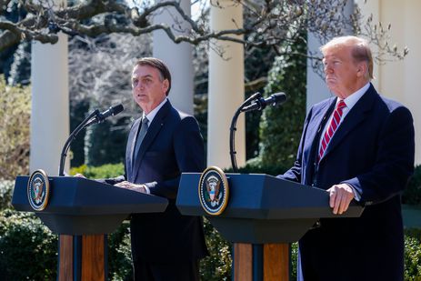 O presidente do Brasil, Jair Bolsonaro, e o presidente dos EUA, Donald Trump, durante uma entrevista coletiva no Rose Garden da Casa Branca, em Washington (EUA)