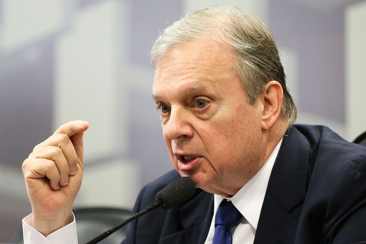 Brasília - O presidente da Comissão de Assuntos Econômicos (CAE) do Senado, Tasso Jereissati, durante audiência pública para debater a reforma trabalhista e apresentar o parecer do relator da proposta, senador Ricardo Ferraço (Marcelo