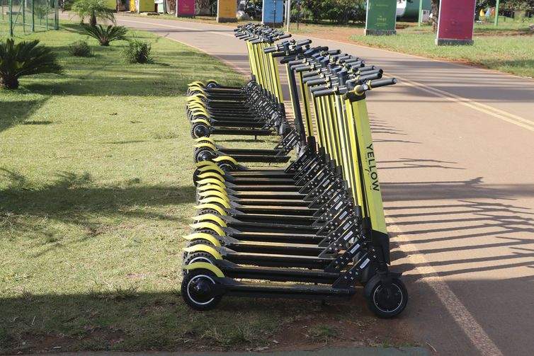 Circulação com patinetes elétricos invadiram as ruas das grandes cidades nos últimos meses.